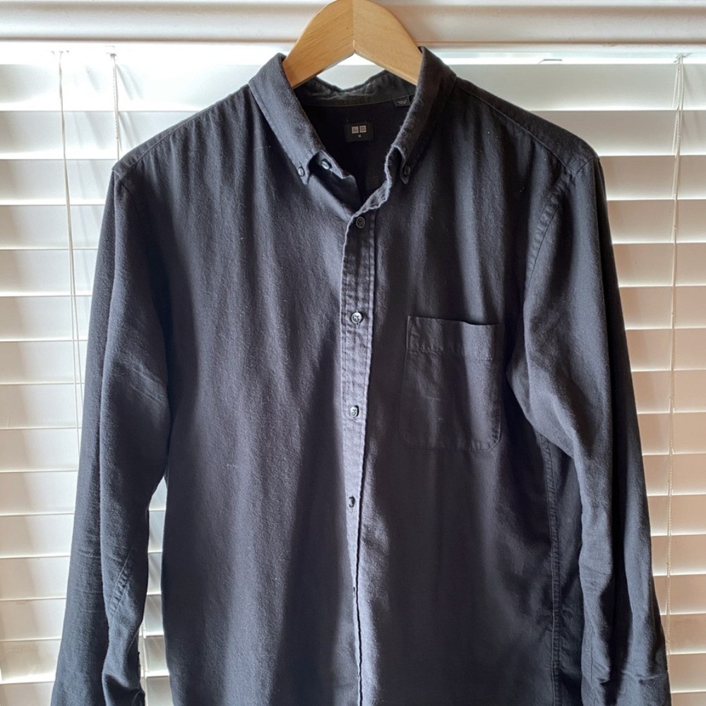 Uniqlo Men's Button-Down Shirt – Oxford Flannel
